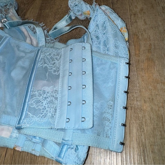 New Victoria's Secret Unlined Lace - Up Corset Top Dream Angels Size Small DD - Picture 7 of 14